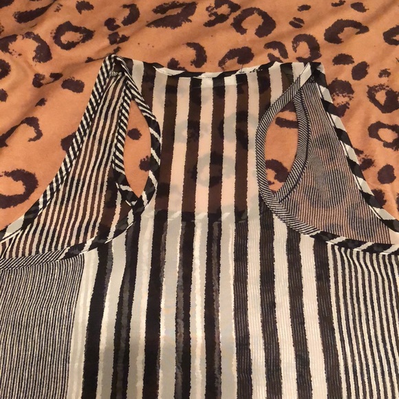 DEB BRAND FITTED SHEER TOP Women’s Size Small - Picture 8 of 16